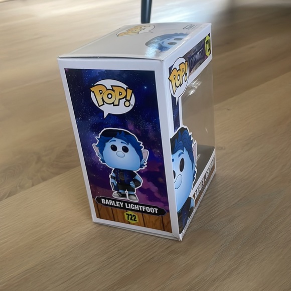 Barkey Lightfoot Onward 722 Funko Pop - Picture 3 of 3